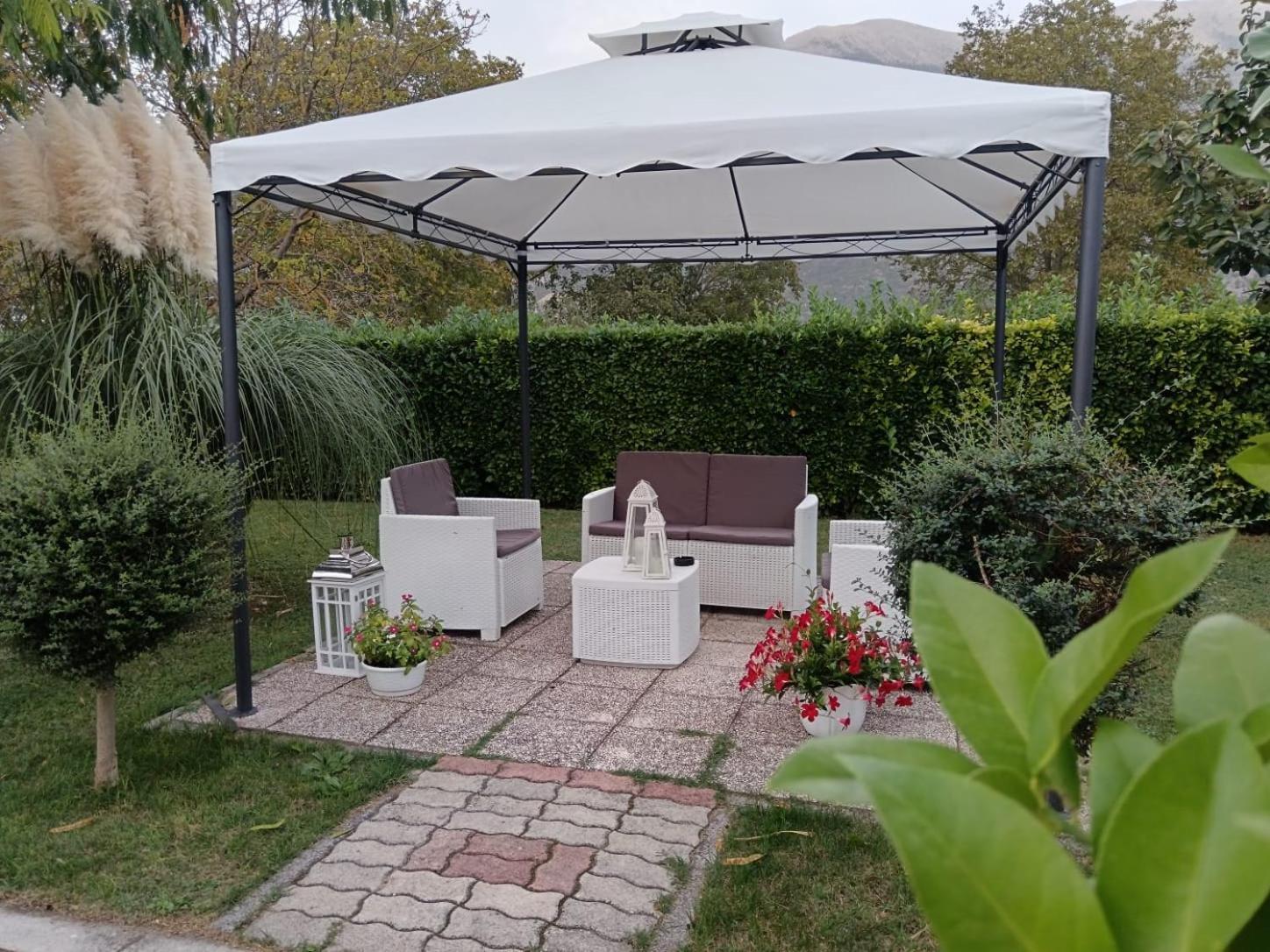 Parco Delle Rose Villa Sulmona Bagian luar foto